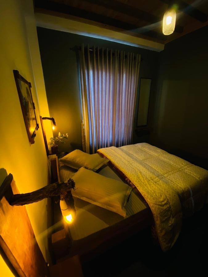 Rustique House Dbl Apartment นูวาราเอลิยา ภายนอก รูปภาพ