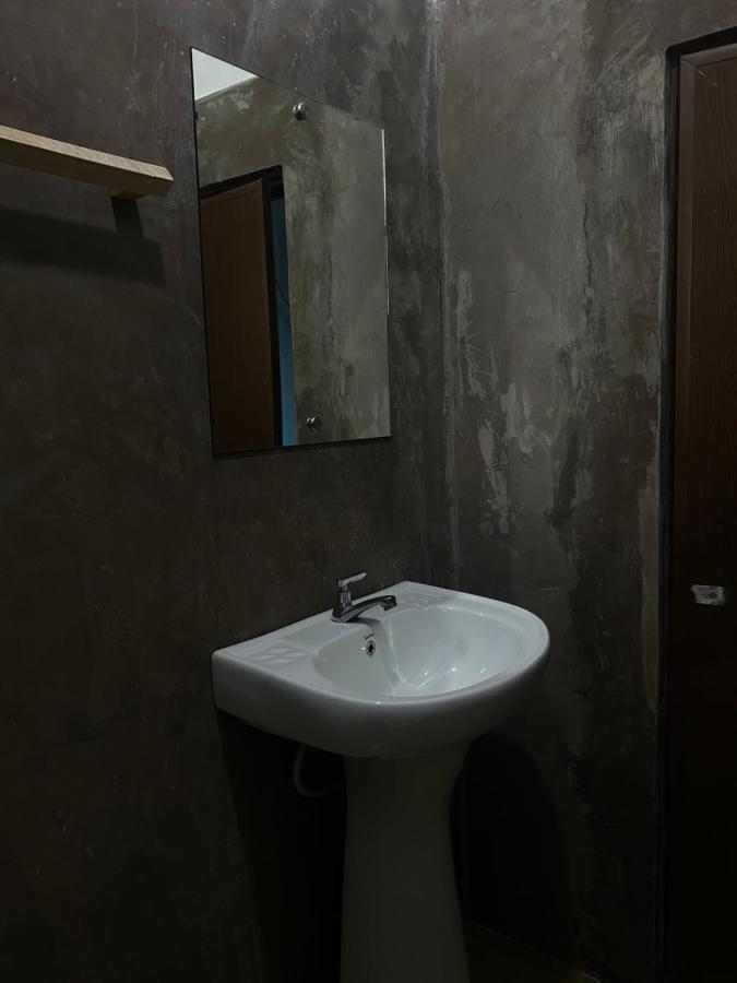 Rustique House Dbl Apartment นูวาราเอลิยา ภายนอก รูปภาพ