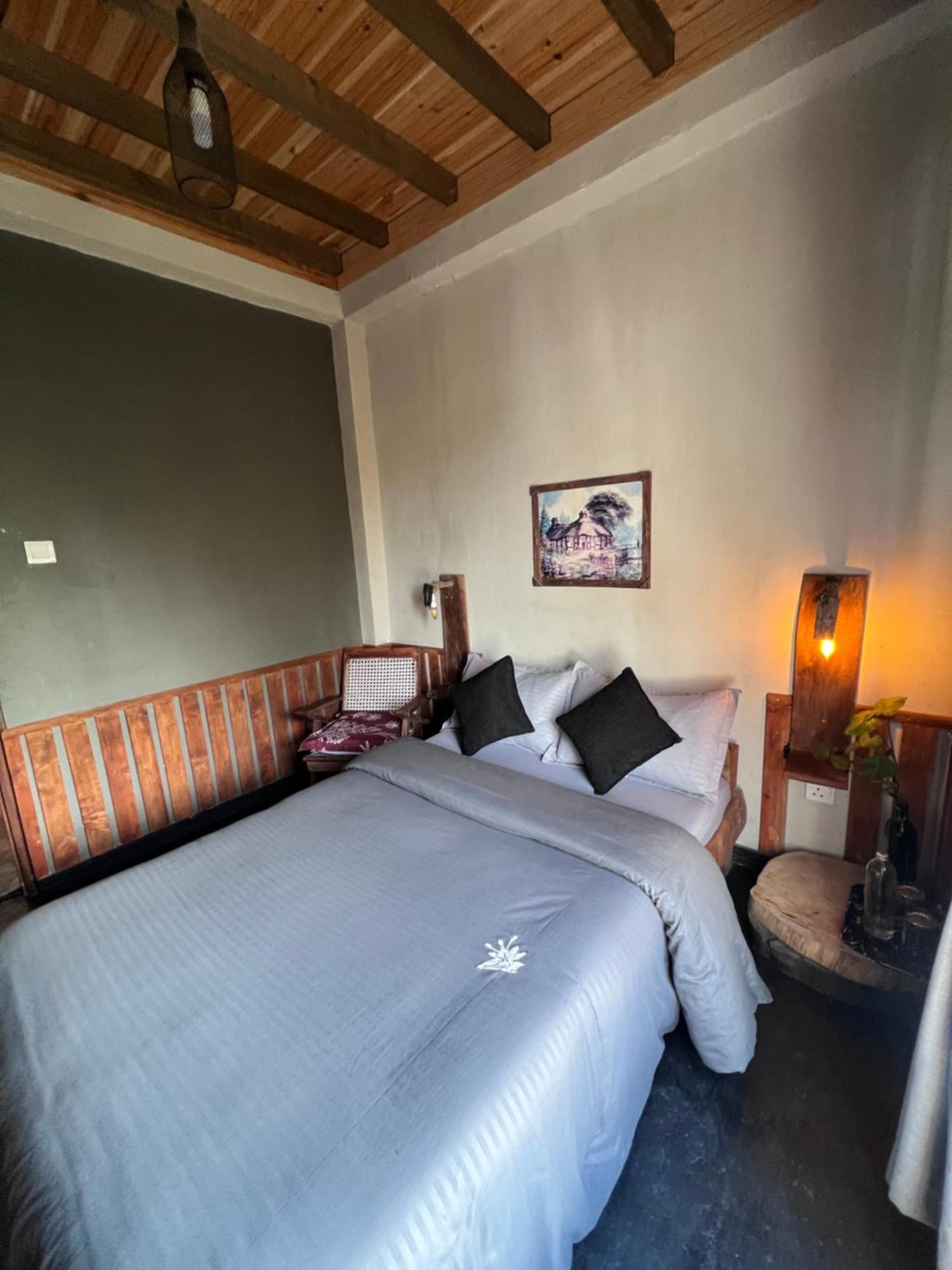 Rustique House Dbl Apartment นูวาราเอลิยา ภายนอก รูปภาพ